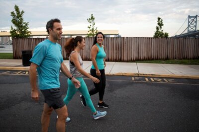 Consejos para quemar más calorías mientras caminas