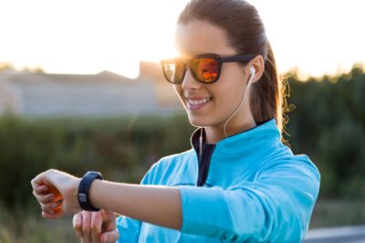 Consejos para elegir el mejor reloj deportivo; tu compañero ideal para un estilo de vida activo