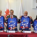 Autoridades de la UAEH presentan la playera oficial de la 21ª Carrera Atlética Internacional FUL 2026.